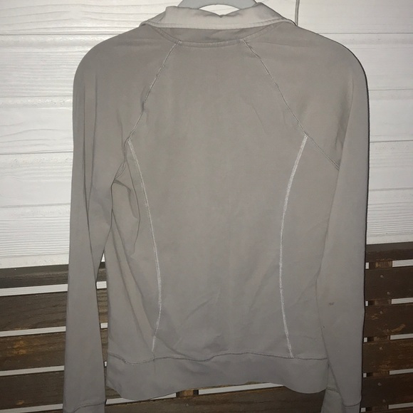 Victoria’s Secret Pink Yoga Gray Quarter Zip - Picture 7 of 8